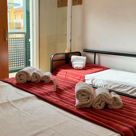 Hotel Caruso リミニ エクステリア 写真